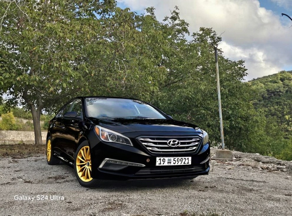 Change the car's paint color to deep glossy black with a mirror-like f — AI car build by @tmax2685